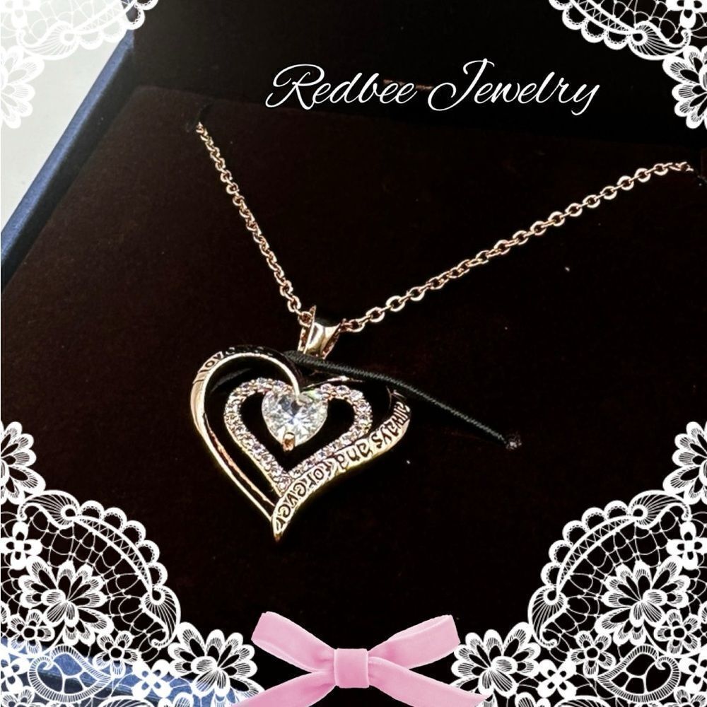 NIB Redbee 18kt GP, Rose gold over s925, "diamond"‎ heart CZ necklace!